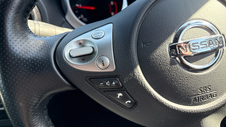 Nissan Juke 1.5 dCi Tekna 5dr Diesel Hatchback